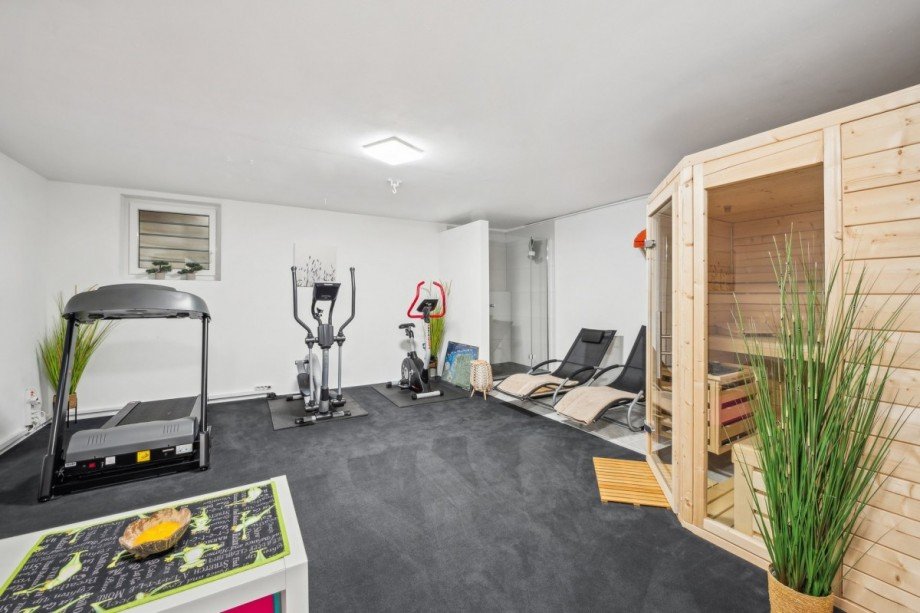 Fitness-/ Wellnessraum Doppelhaush�lfte Elsdorf