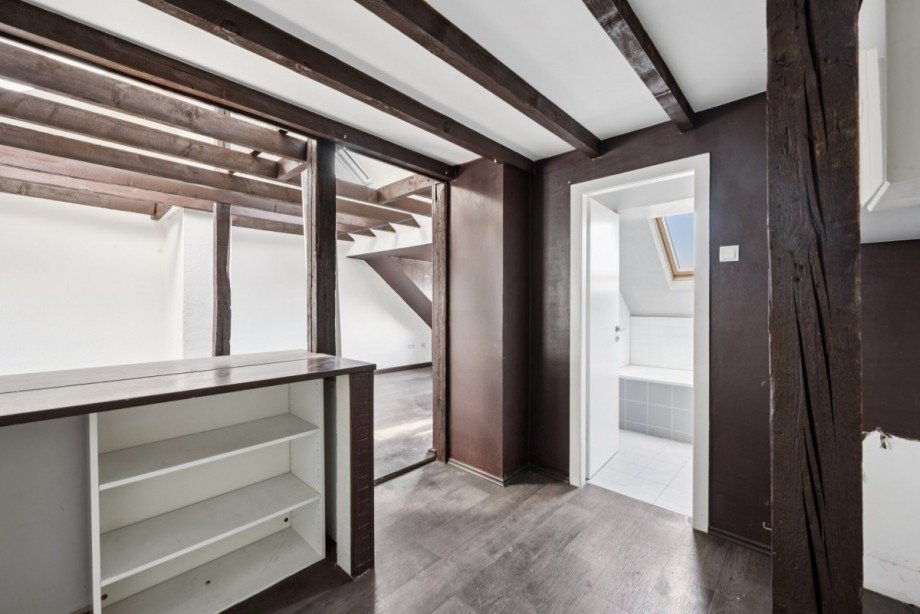 Dachgeschoss Mehrfamilienhaus D�sseldorf