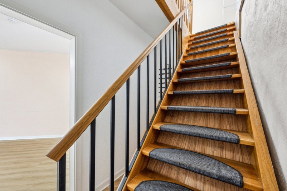 Zugang Spitzboden Maisonettewohnung D�sseldorf