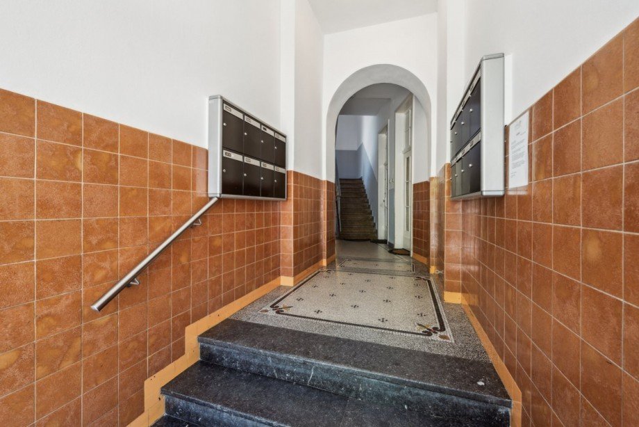 Treppenhaus Erdgeschosswohnung D�sseldorf