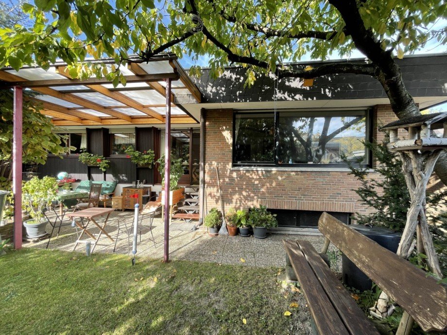 Umlaufender Garten Bungalow Neuss