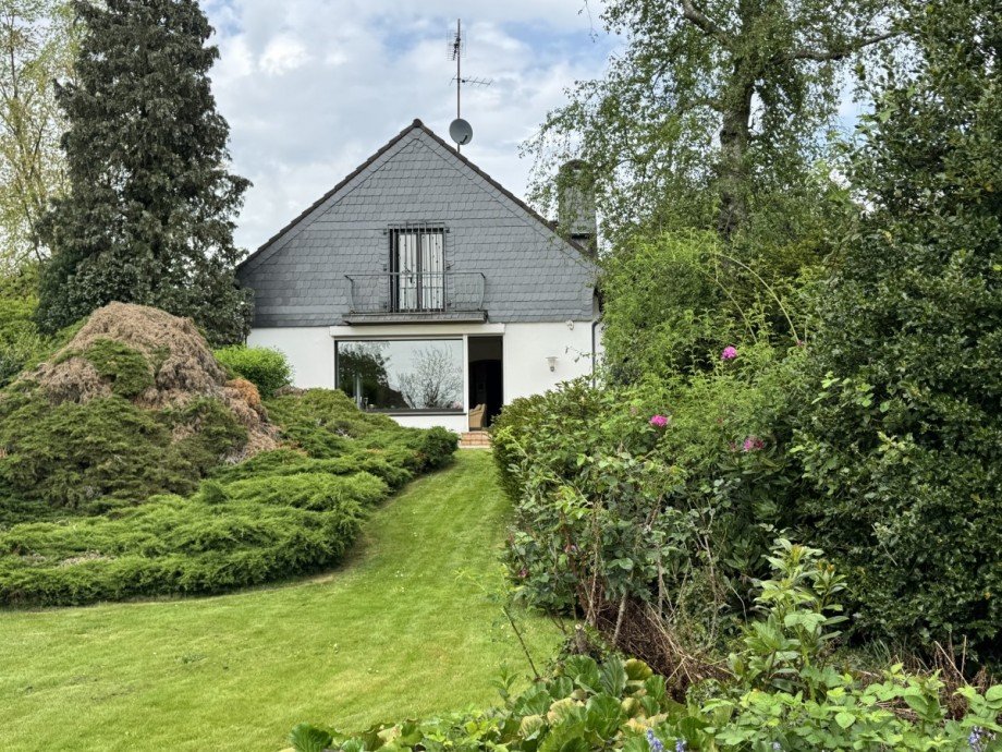 Ansicht Gartenseite Einfamilienhaus Krefeld