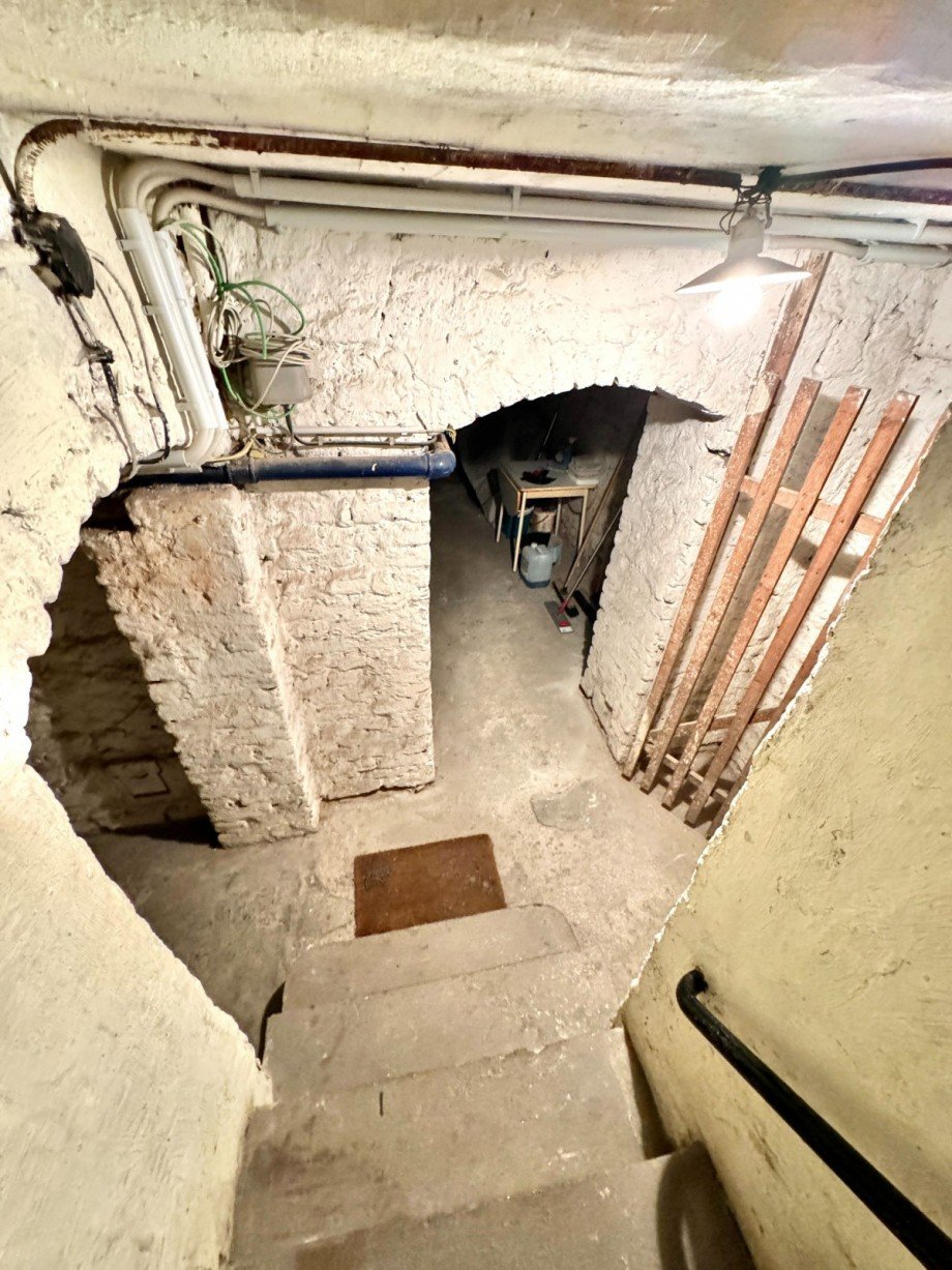 Keller Mehrfamilienhaus D�sseldorf