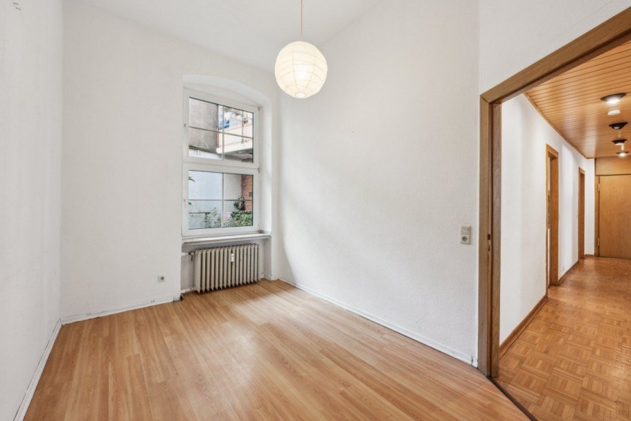 Kinderzimmer/ Arbeit Erdgeschosswohnung D�sseldorf