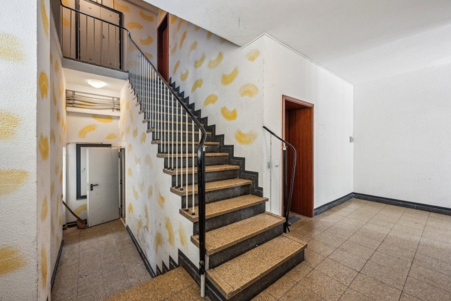 Treppenhaus Etagenwohnung D�sseldorf