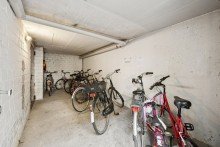 Abschlie�barer Fahrradraum Loggia, Tiefgaragenstellplatz und Aufzug - komfortables Wohnen in zentraler Lage!