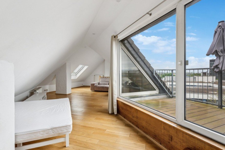Spitzboden Maisonettewohnung D�sseldorf