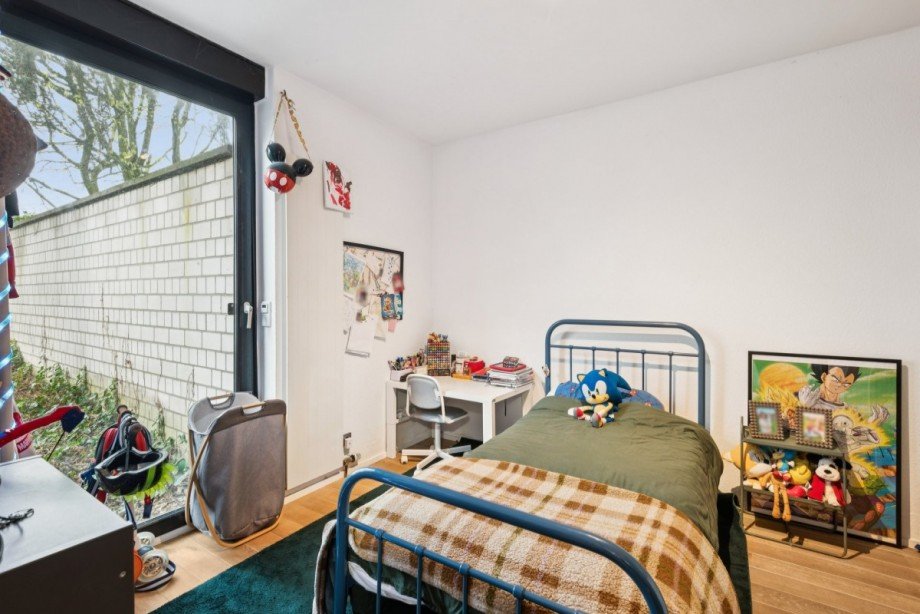 Kind/ Office EG Reihenendhaus D�sseldorf