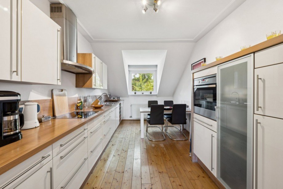 Wohnk�che Dachgeschosswohnung D�sseldorf
