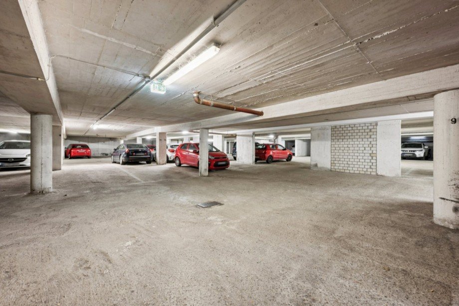 Eigener Tiefgaragenstallplatz Etagenwohnung D�sseldorf
