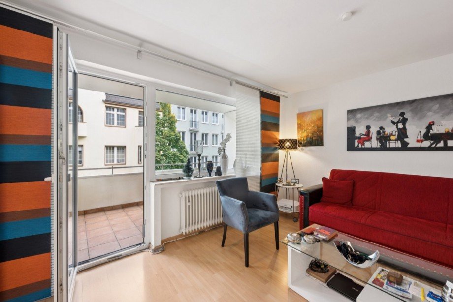 Zugang Loggia Etagenwohnung D�sseldorf