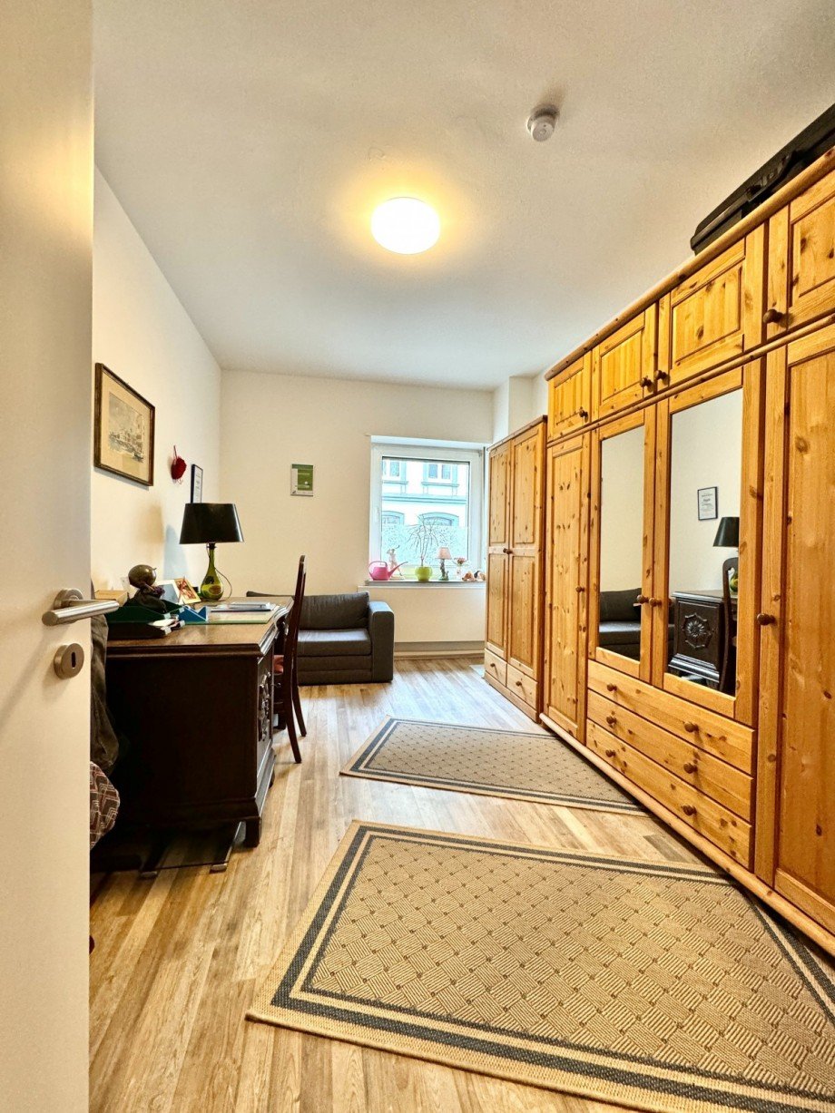 Kinderzimmer/ B�ro Mehrfamilienhaus D�sseldorf