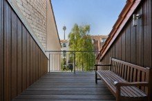 Terrasse Exklusives Wohnen in Bestlage - Lorettoviertel! Altbau-Charme trifft moderne Dachgeschosswohnung!