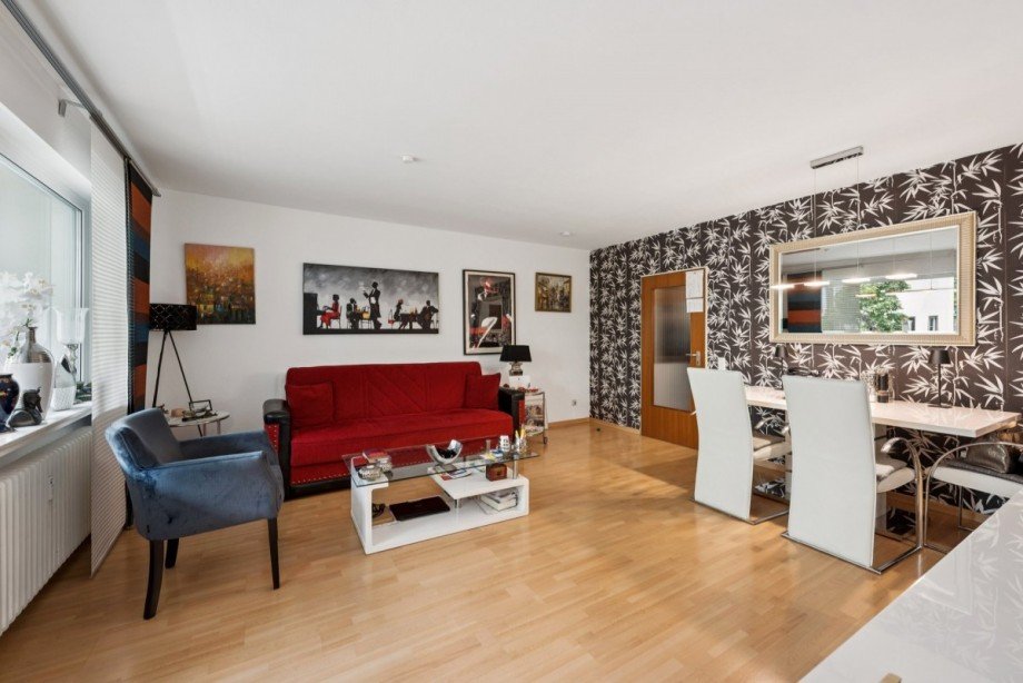 Wohnen/ Essen Etagenwohnung D�sseldorf
