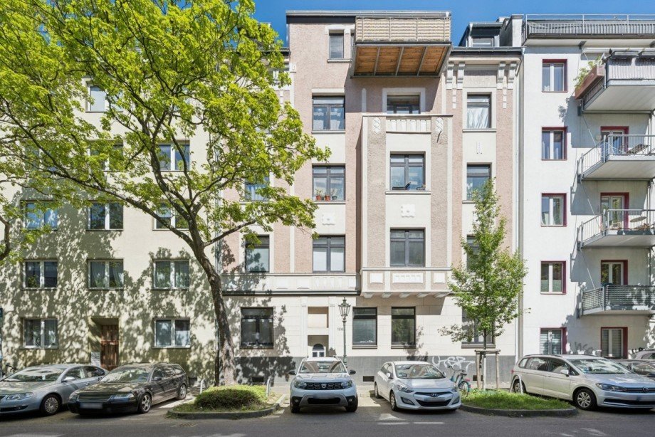 Hausansicht Etagenwohnung D�sseldorf