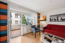 Zugang Loggia Loggia, Tiefgaragenstellplatz und Aufzug - komfortables Wohnen in zentraler Lage!
