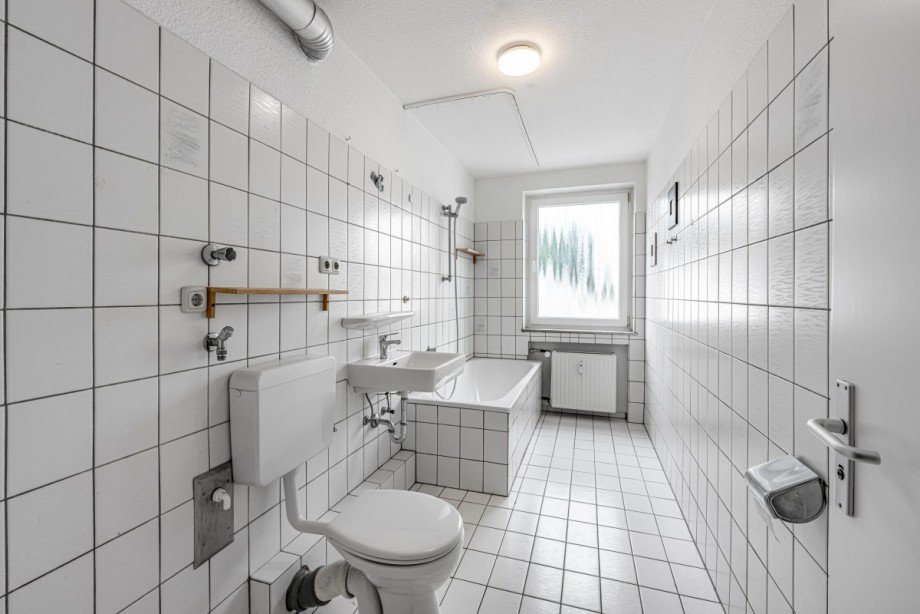1.OG rechts 5 Wohn- / Gesch�ftshaus Aachen