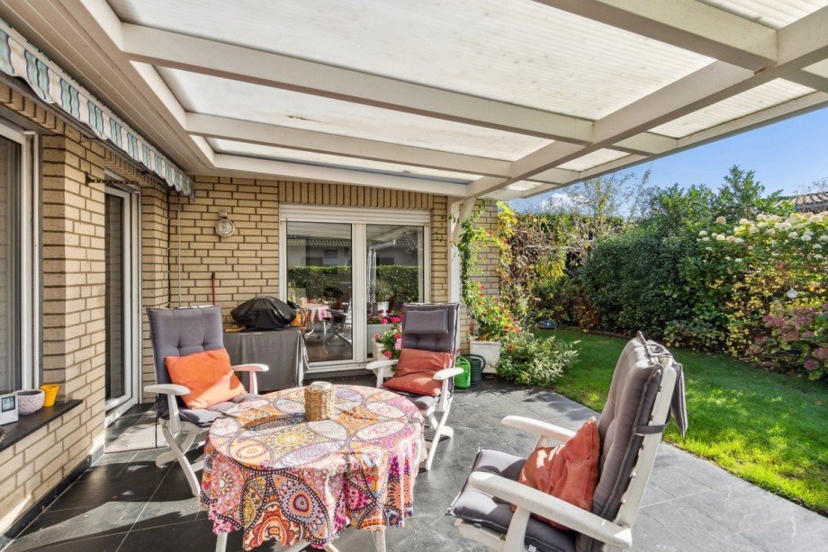 �berdachte Terrasse Einfamilienhaus Meerbusch