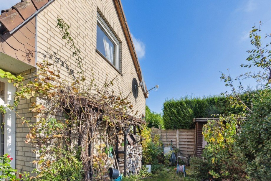 Hausansicht Garten Einfamilienhaus Meerbusch