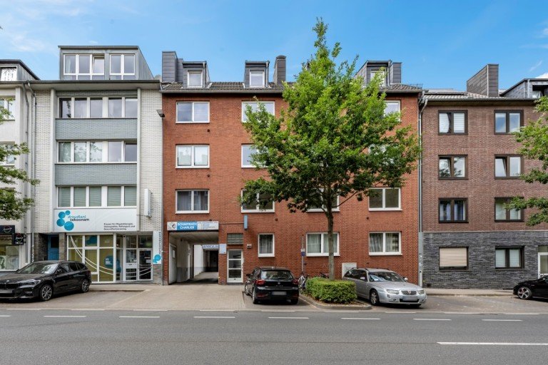 Hausansicht, Stra�enseite Aachen Wohn- / Gesch�ftshaus Attraktives Wohn- und Gesch�ftshaus mit Entwicklungspotenzial auf �ber 1.100 m� Grundst�ck in Aachen
