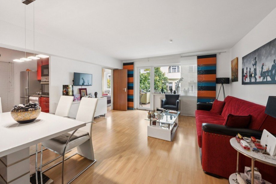 Wohnen/ Essen Etagenwohnung D�sseldorf