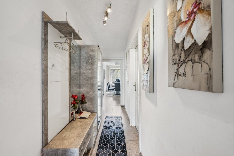 Flur/ Diele Etagenwohnung D�sseldorf