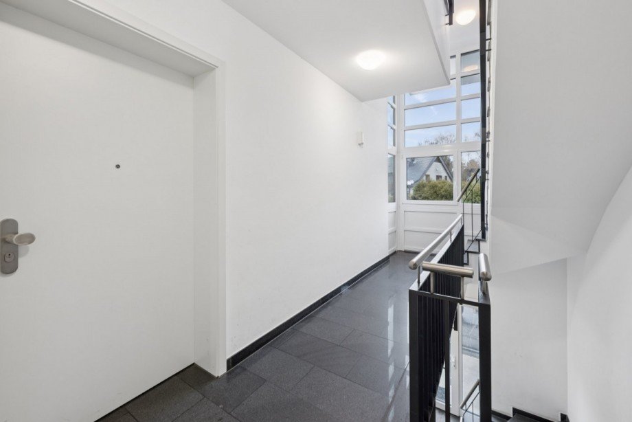Treppenhaus Terrassenwohnung D�sseldorf