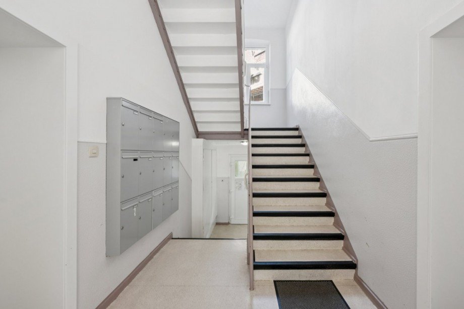 Treppenhaus Etagenwohnung D�sseldorf