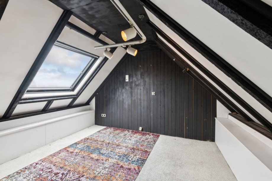 Spitzboden (Nutzfl�che) Reihenendhaus D�sseldorf