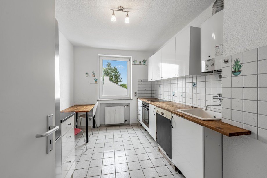 1.OG rechts 6 Wohn- / Gesch�ftshaus Aachen