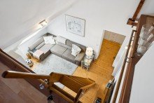 Ausblick Galerie Exklusives Wohnen in Bestlage - Lorettoviertel! Altbau-Charme trifft moderne Dachgeschosswohnung!
