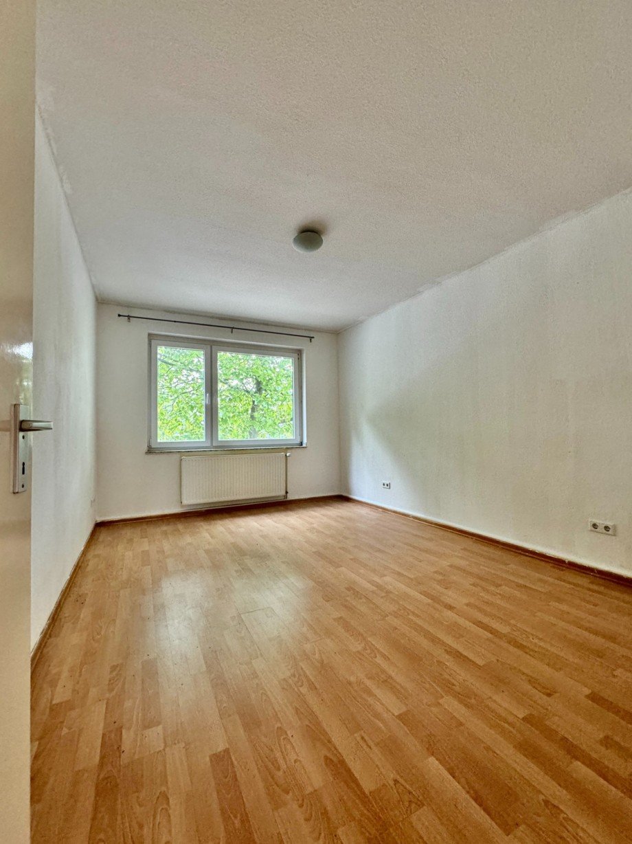 Beispiel leerstehende Wohneinheit Mehrfamilienhaus D�sseldorf