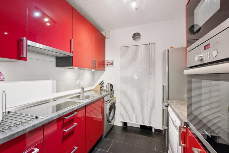 Moderne K�che mit Stauraum Etagenwohnung D�sseldorf