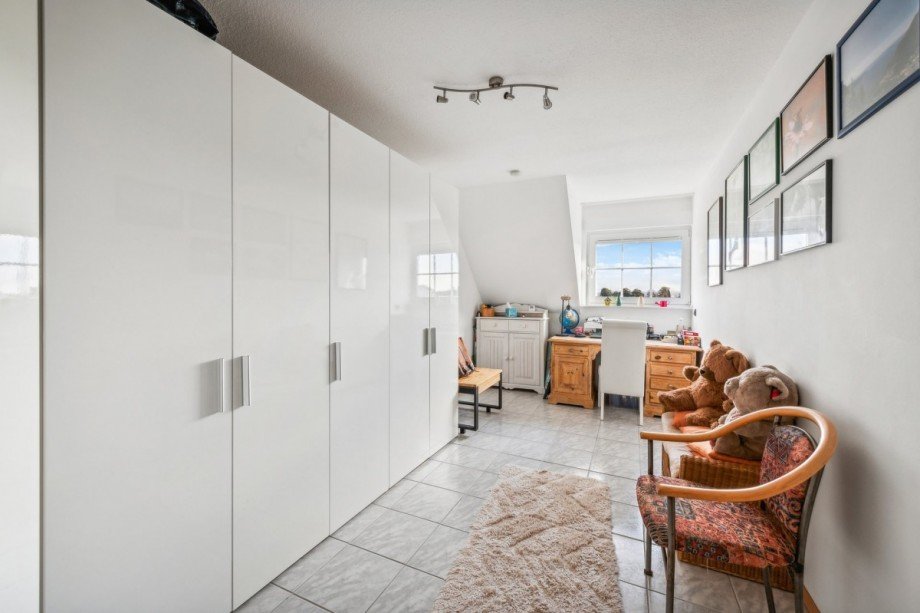 Ankleidezimmer Doppelhaush�lfte Elsdorf