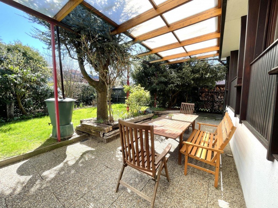 Umlaufender Garten Bungalow Neuss