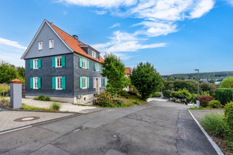 Historisches Unikat mit Weitblick Remscheid Einfamilienhaus Historisches Unikat mit Weitblick - denkmalgesch�tztes Ein-/Zweifamilienhaus in Remscheid